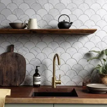 Carrara Look Matt Porcelain Fishscale Mosaic 259x273mm